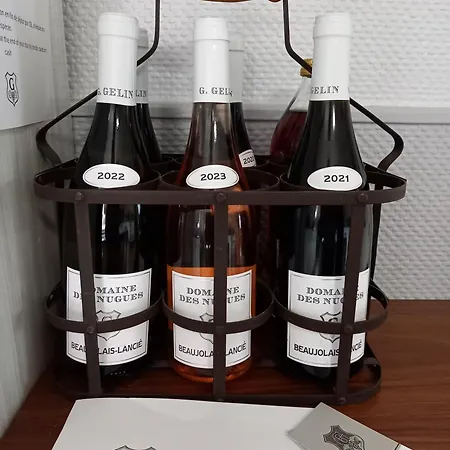 Fleurs De Gamay Au Coeur Du Beaujolais * Lancié